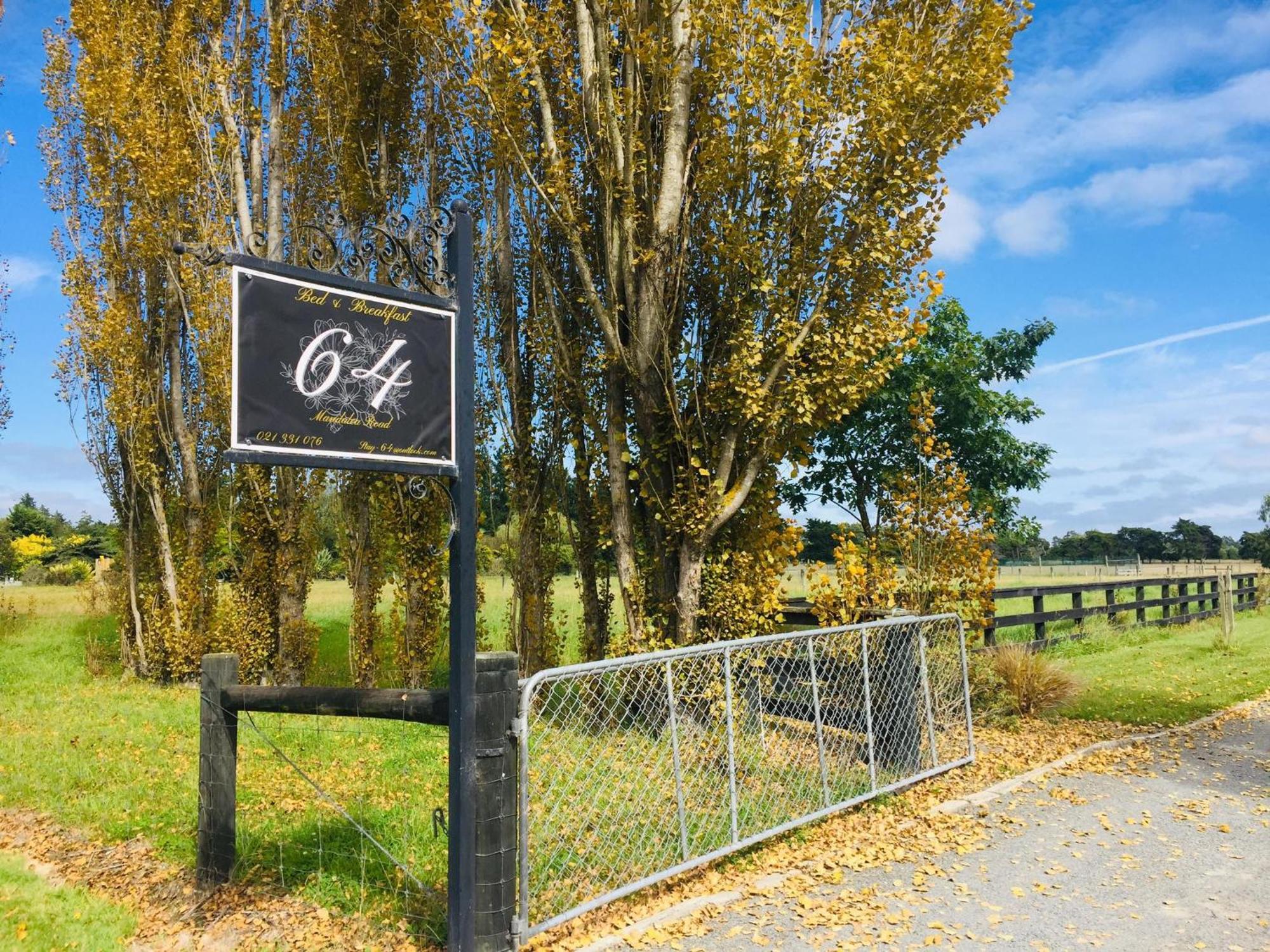 64 Mandalea B&B Ohoka Екстер'єр фото